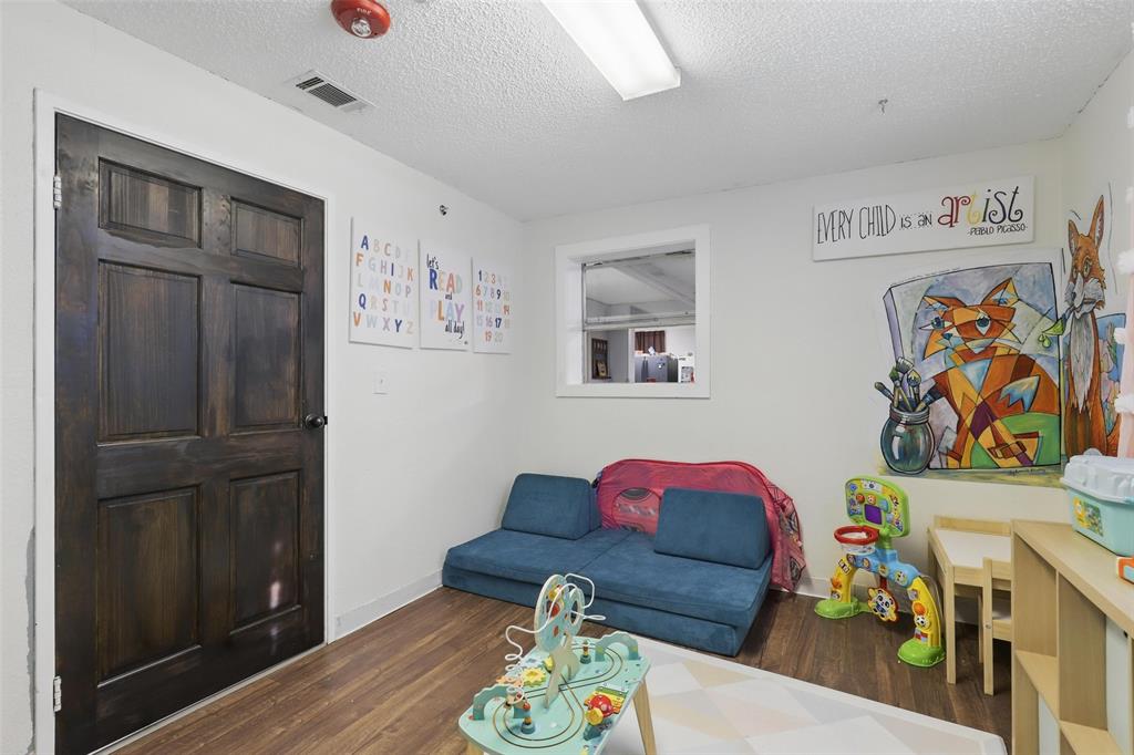 1915 N Wilhite Street - Photo 12