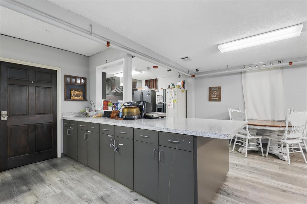 1915 N Wilhite Street - Photo 32