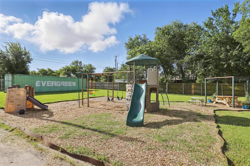 1915 N Wilhite Street - Photo 36