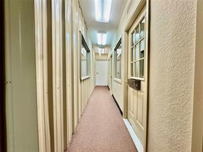 321 N West Street - Photo 18