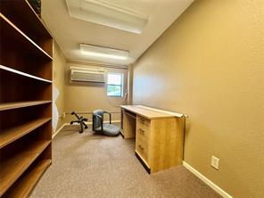 321 N West Street - Photo 27