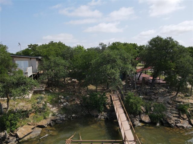 Photo 32