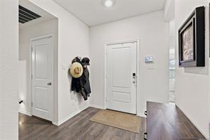 1312 Honeysuckle Drive - Photo 3