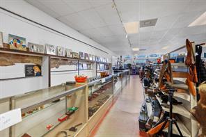 117 E Houston Street - Photo 10