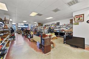 117 E Houston Street - Photo 14