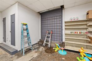 117 E Houston Street - Photo 21