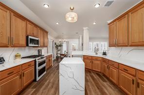 912 Thimbleberry Drive - Photo 3