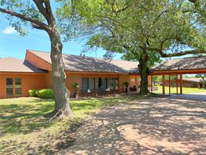 905 Bennett Drive - Photo 3
