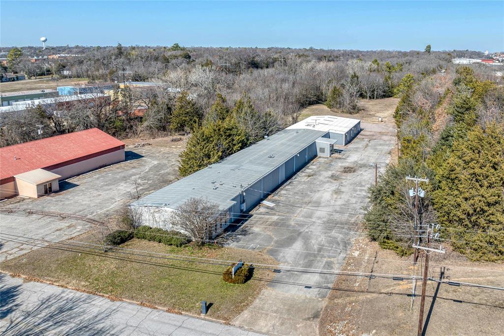 307 W Coffin Street - Photo 1