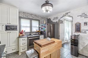 202 E Ross Street - Photo 16