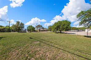 720 N New Road - Photo 40