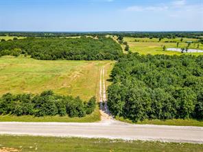 210 Trails End - Photo 2
