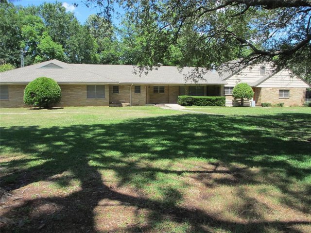 1009 Brook Drive