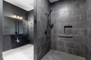 1502 Avenue B - Photo 23