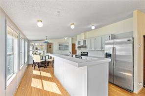 1502 Avenue B - Photo 7