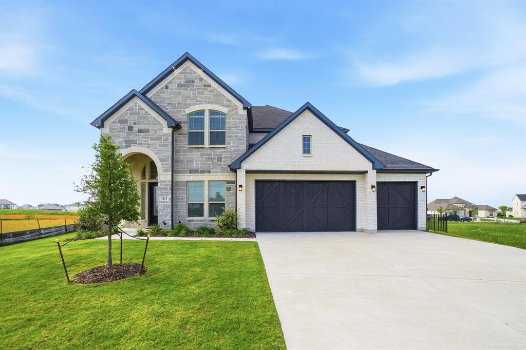 211 Condor Court - Photo 1
