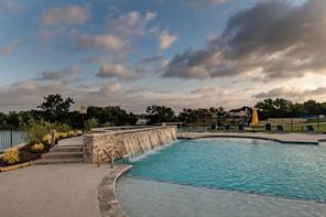 211 Condor Court - Photo 40