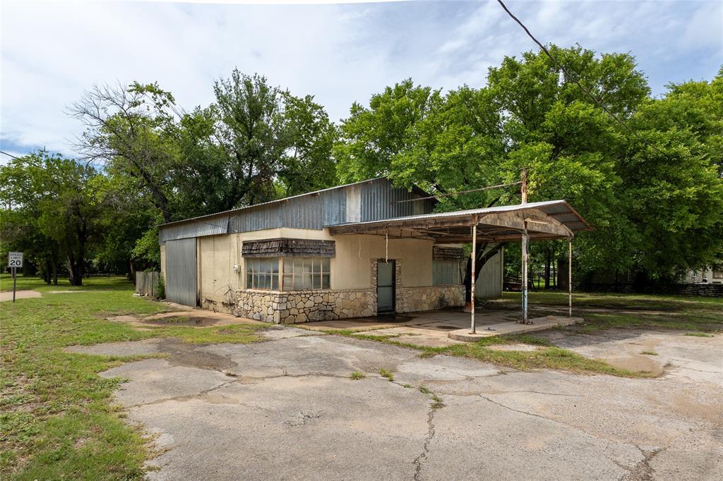 210 Austin Road - Photo 1