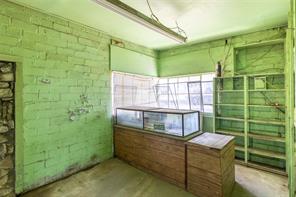 210 Austin Road - Photo 8
