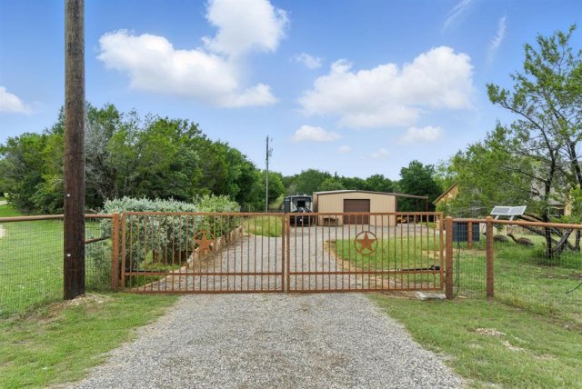 565 Ridgeway Drive