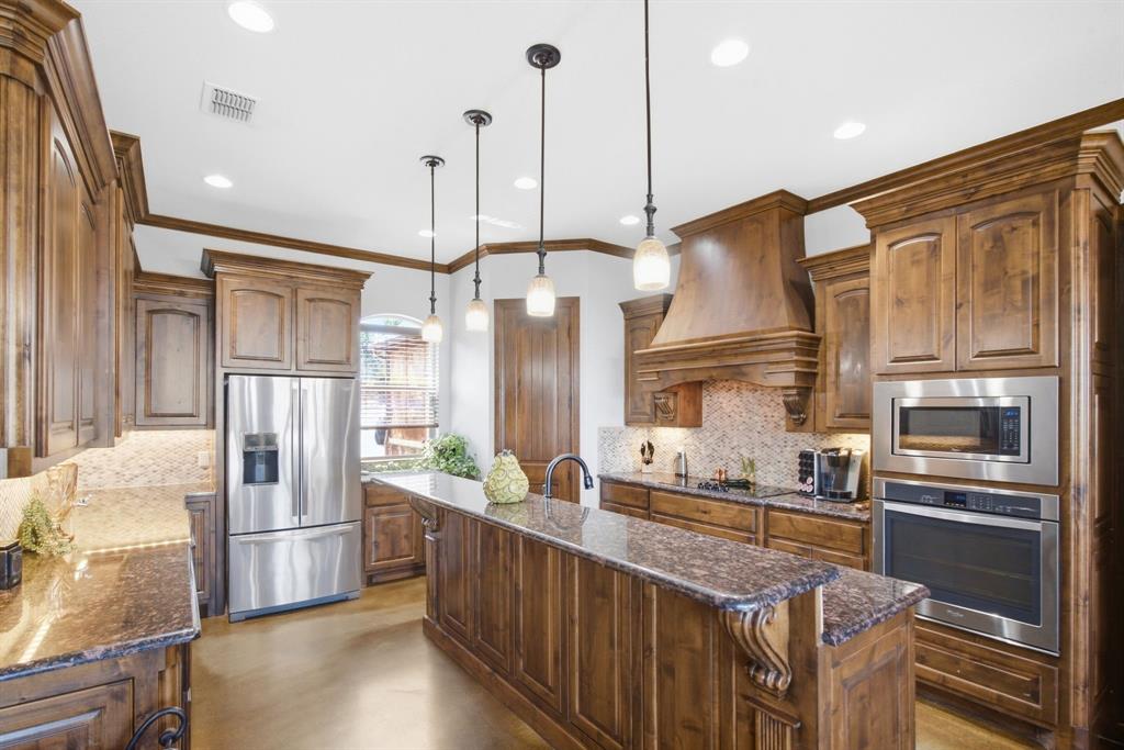 565 Ridgeway Drive - Photo 16