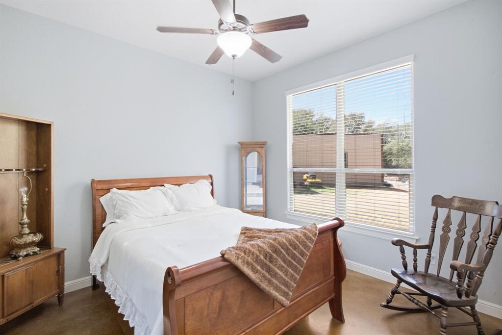 565 Ridgeway Drive - Photo 23