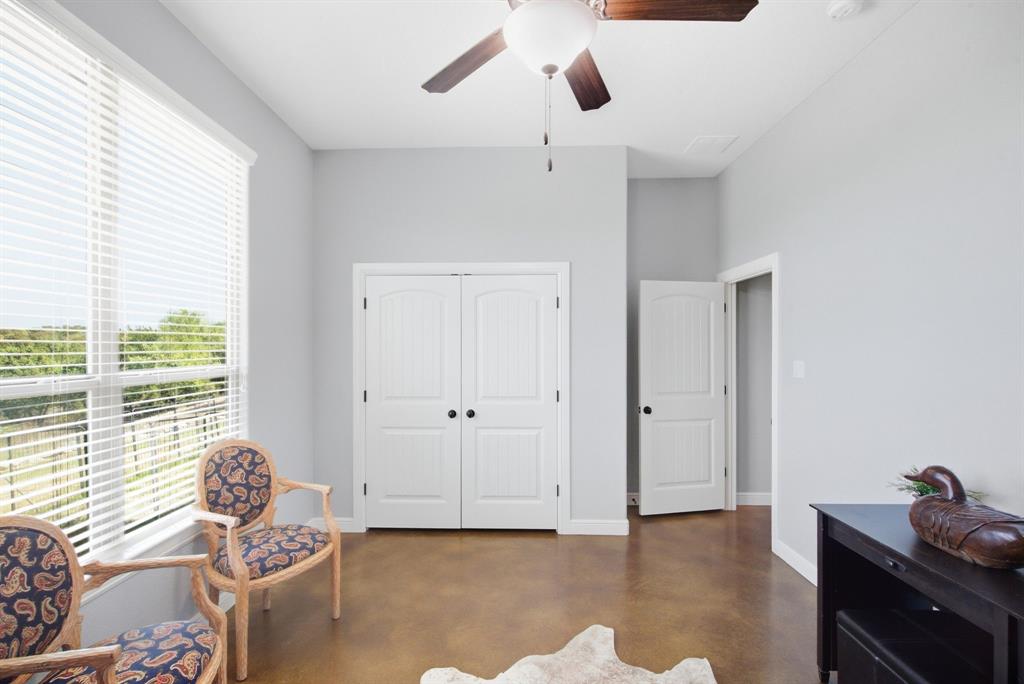 565 Ridgeway Drive - Photo 26