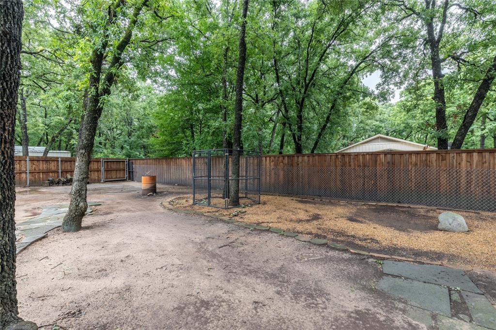 320 Rustic Oaks - Photo 9