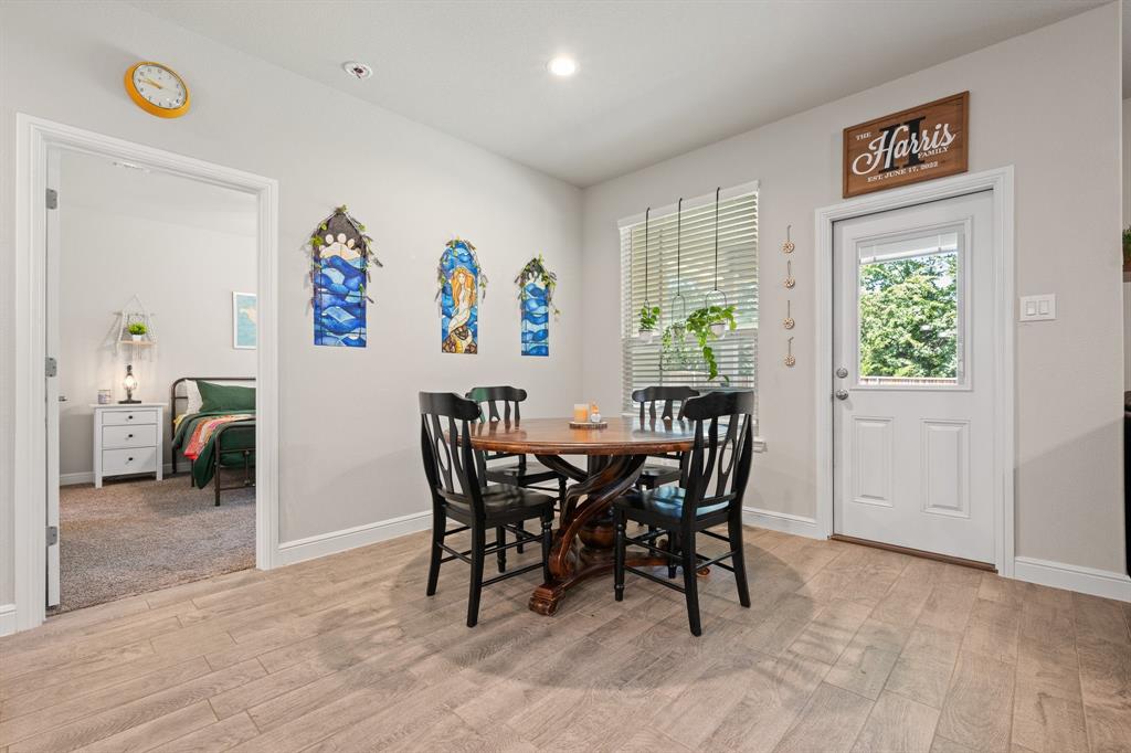 5709 Round Hill Road - Photo 14