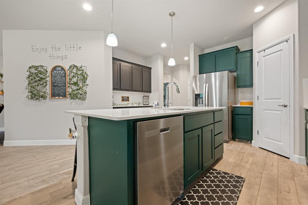 5709 Round Hill Road - Photo 8