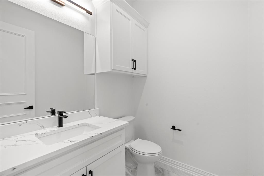 1321 Greycrest Terrace - Photo 32