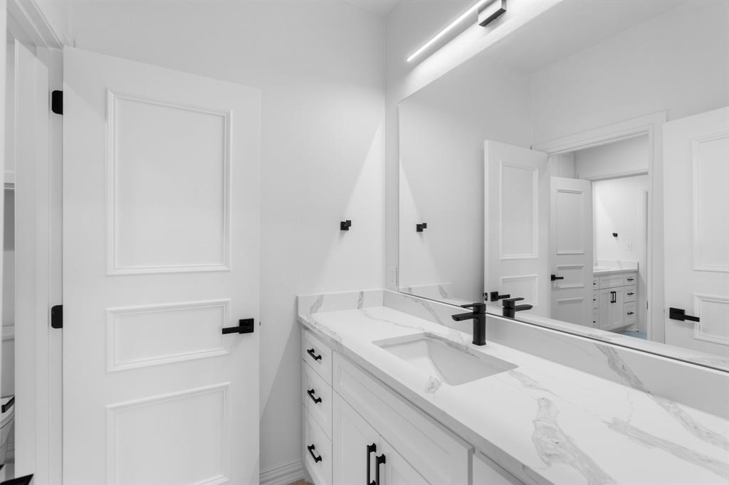 1321 Greycrest Terrace - Photo 37