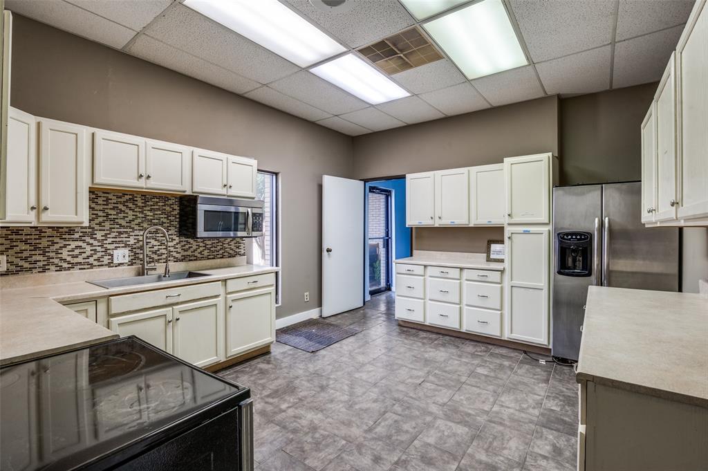 2345 State Highway 121 - Photo 17