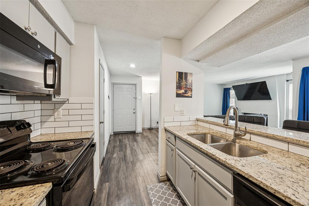 6050 Melody Lane - Photo 10