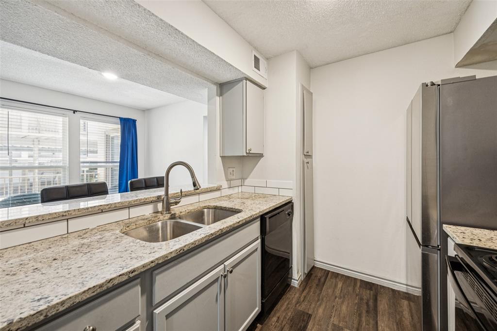 6050 Melody Lane - Photo 8