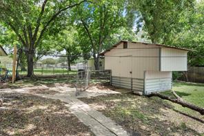 631 N Robinson Drive - Photo 16