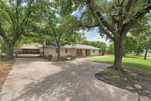 631 N Robinson Drive - Photo 2