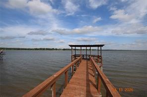 914 W Lake Drive - Photo 3