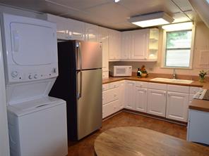 914 W Lake Drive - Photo 9