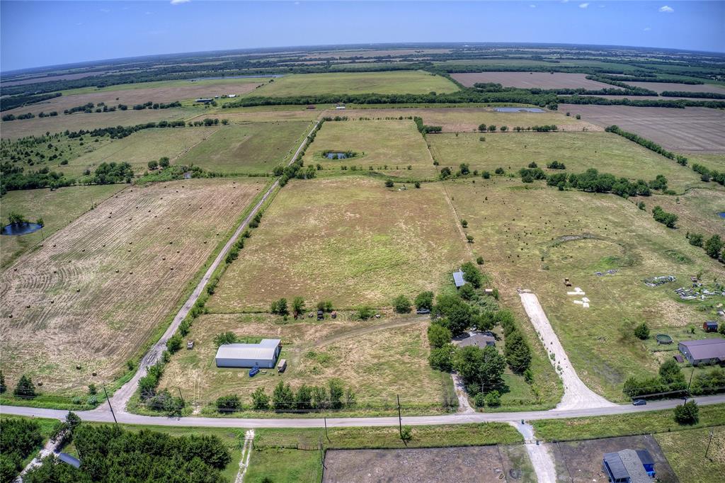 718 County Road 1063 - Photo 2