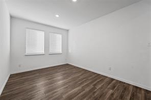 5025 Salinger Drive - Photo 8