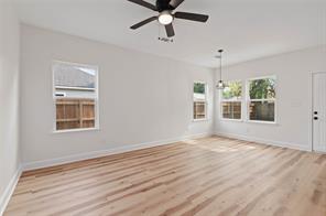 1520 Harris Street - Photo 14