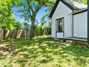 102 Chestnut Street - Photo 19