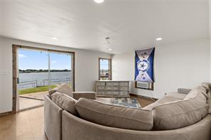 894 W Moonshine Road - Photo 8