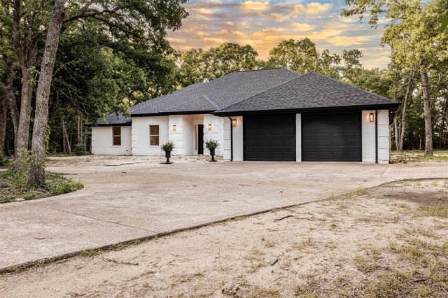 10206 County Road 2450