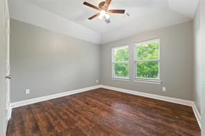 103 Water Garden Drive - Photo 35