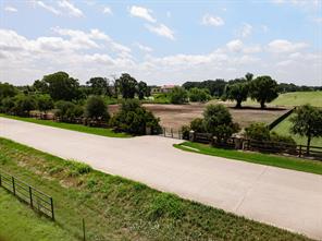 311 Martingale Trail - Photo 15