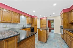 8216 Teakwood Drive - Photo 23