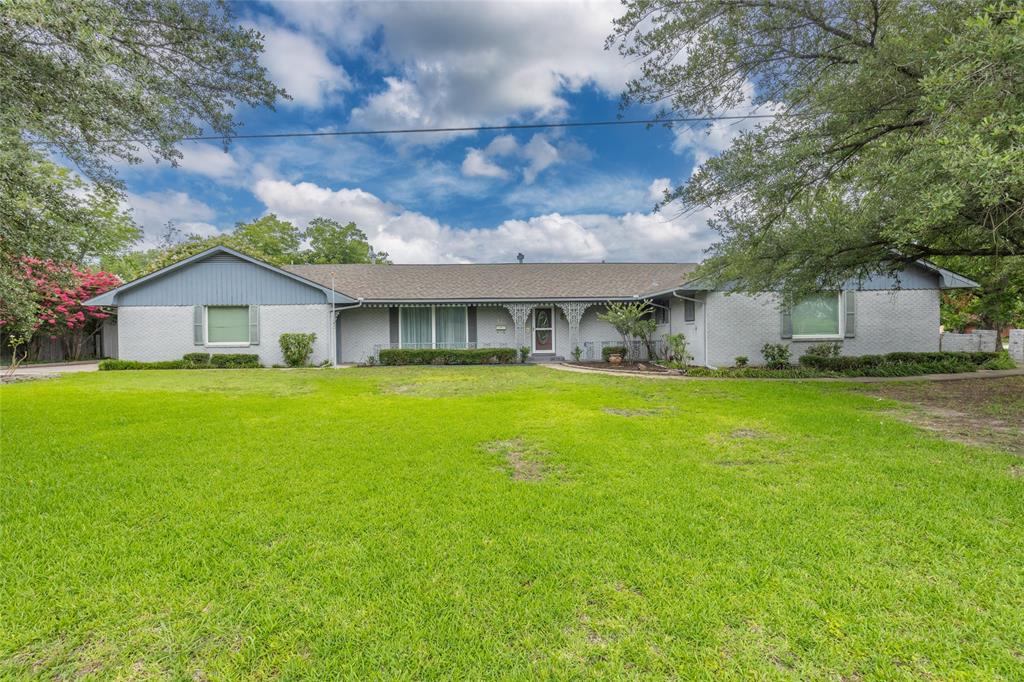 1302 Culver Street - Photo 1