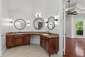 8945 Waterchase Circle - Photo 15
